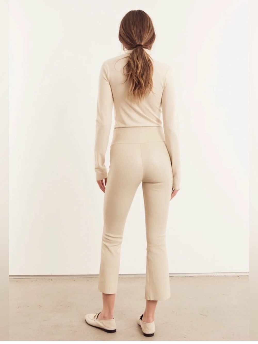 Sprwmn $1,095 100% Lambskin Leather Crop Flare Leggings In Chalk, Size Xs — image 2 of 6